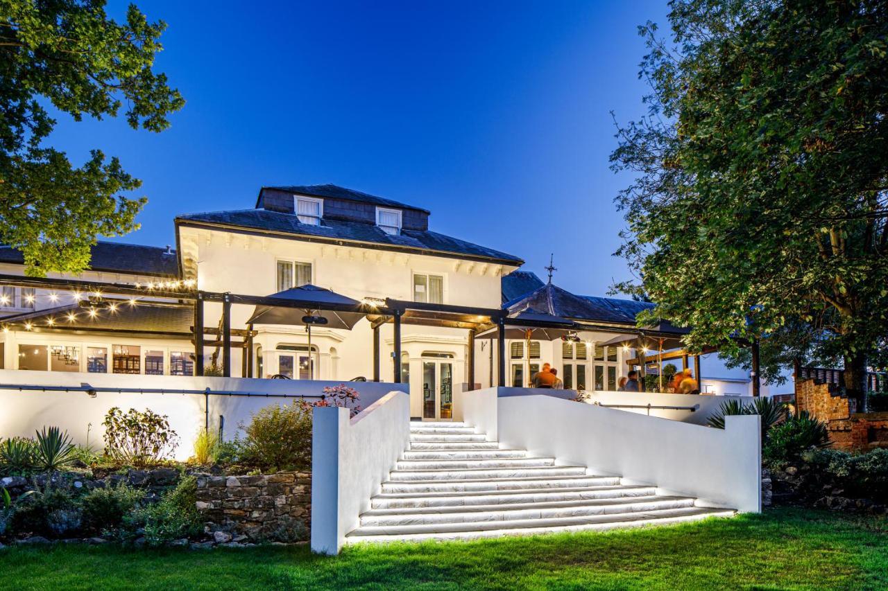 Mercure Hawkwell House