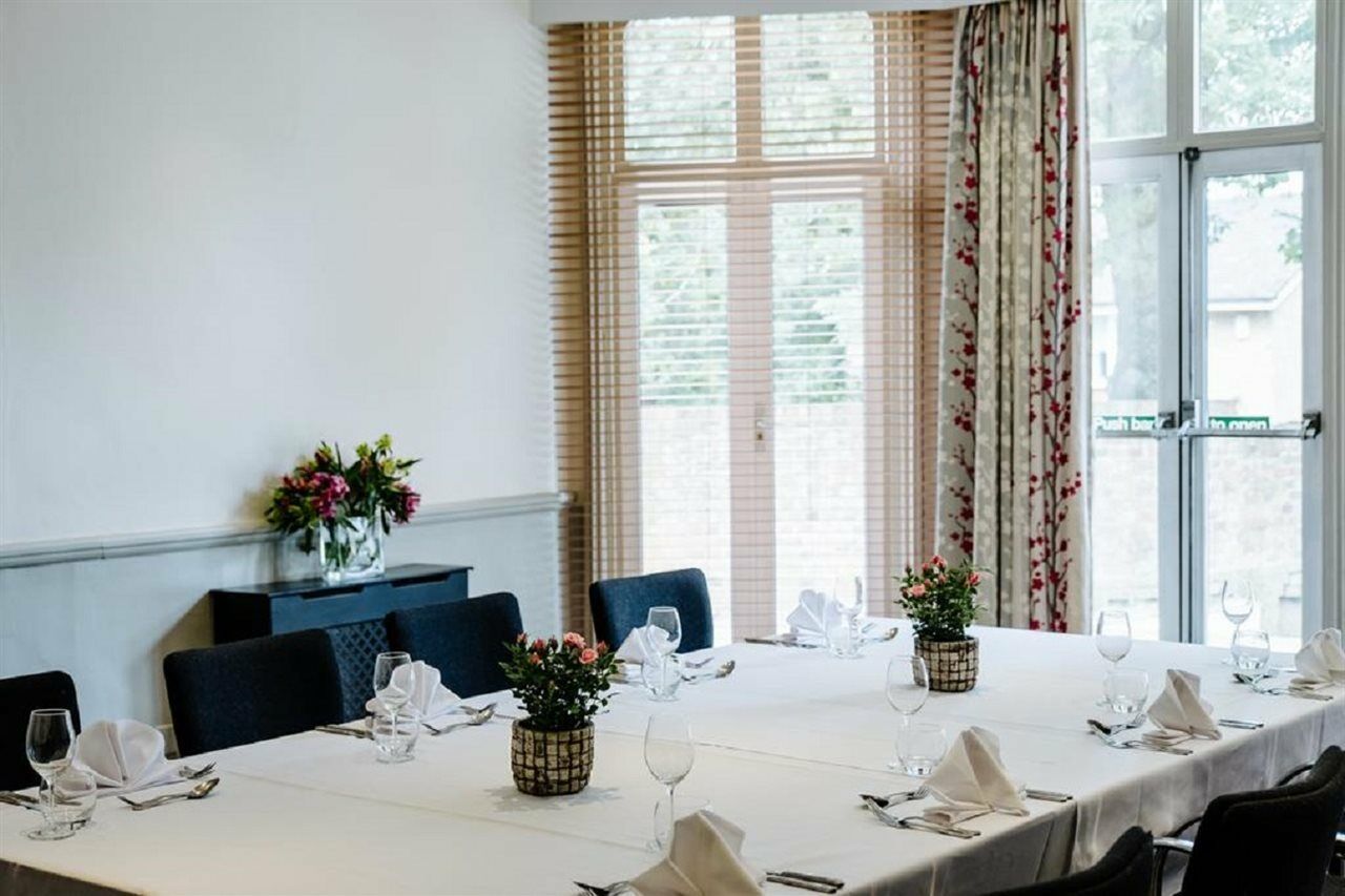Mercure Hawkwell House Oxford