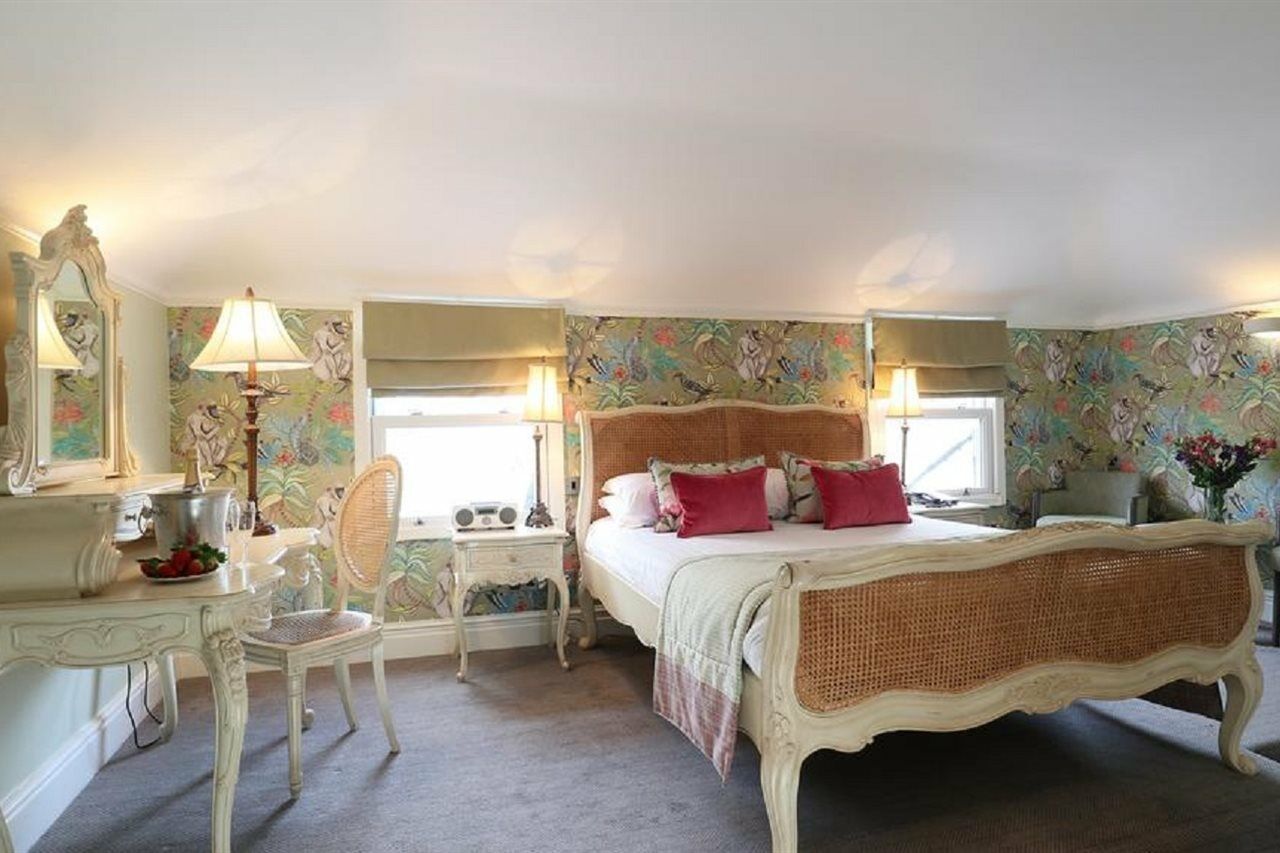 Mercure Hawkwell House Hotel